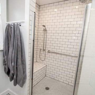 Key St - Vintage Bathroom