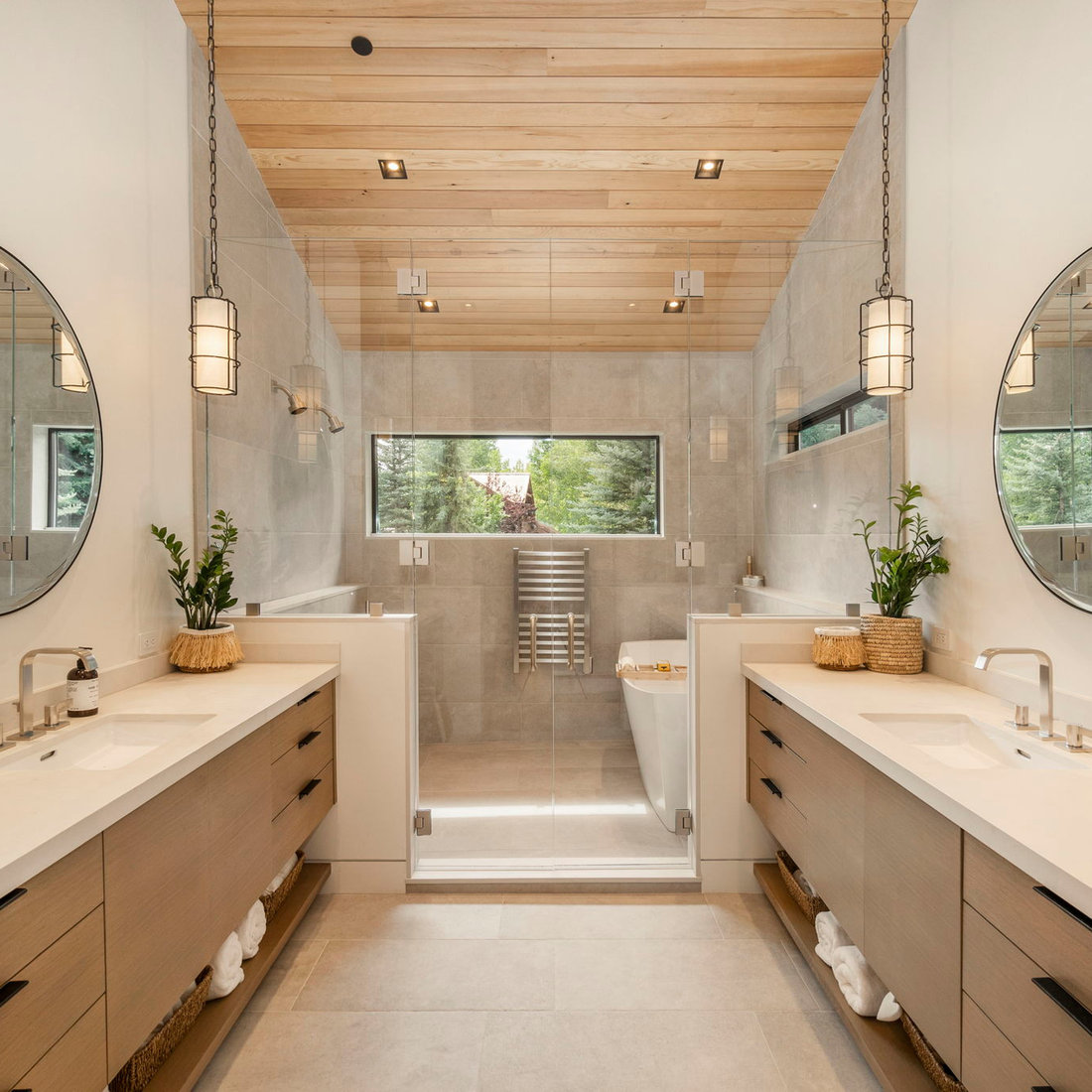 Luxury Master Suite