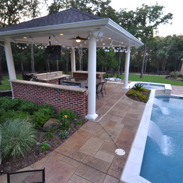 Grapevine Gorgeous Geometric Pool & Spa