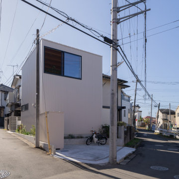 House in Akitu