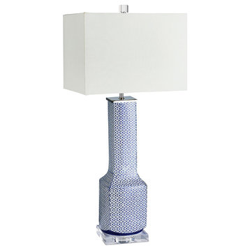 Elegant Blue and White Ceramic Table Lamp Fretwork Diamond Chain Design