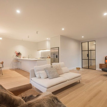 Renovated Victorian Villa with Ornate Character and a Luxurious Interior