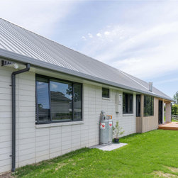 Premier Estate Brick in White - Products