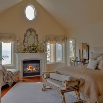 Spacious Burlington Waterfront Home