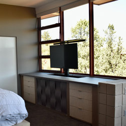 Foothills South - Dressers
