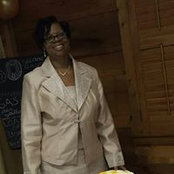 Vanessa Hall's photo