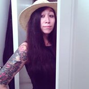 Jessalyn Gee's photo