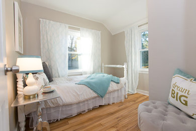 Bedroom - transitional bedroom idea in Other