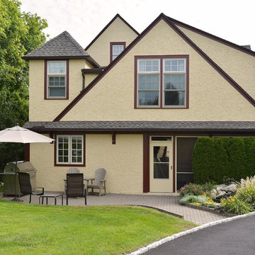 White Plains - Exterior 3