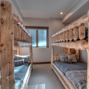 Pioneer Off-the-Grid Solar Home