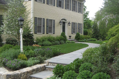 Design ideas for a traditional landscaping in Boston.