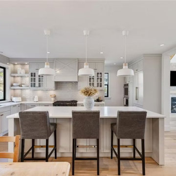 West Vancouver Complete Overhaul