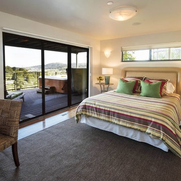 Hillcrest Custom Contemporary