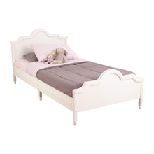 amelia's room