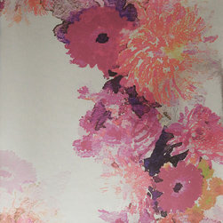 HIGHGARTH &ndash; PINK FLORAL TRAIL ON FOIL Pattern Number: 2016-101-03 - Wallpaper