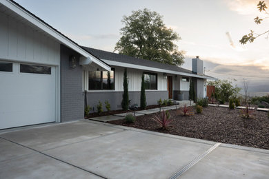 Example of a minimalist exterior home design in San Francisco