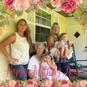 Sara Powell's photo