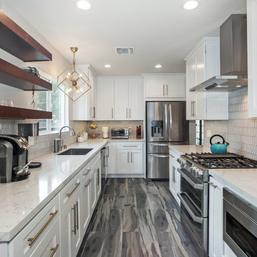 White Oak-Modern Kitchen