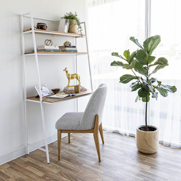 Prince Desk - White Frame