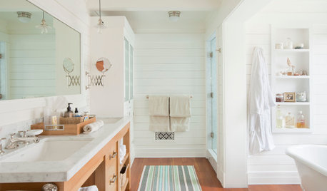 7 Luxury Touches for a Guest-Friendly Bathroom