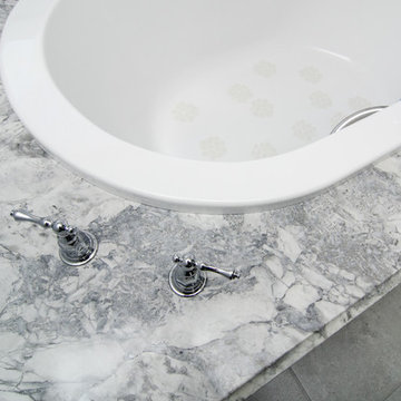 Super White Quartzite Master Bathroom