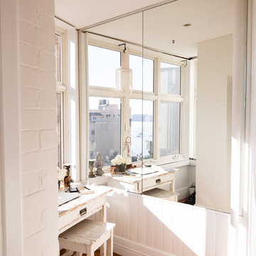 Elizabeth Bay apartment