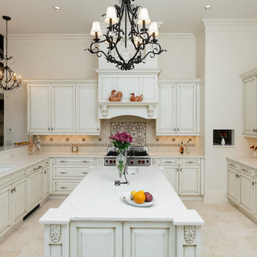 U-Shaped Silestone Kitchen
