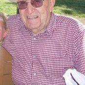 Gov Ward's photo