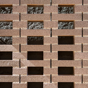 Bowral Bricks in Simmental Silver