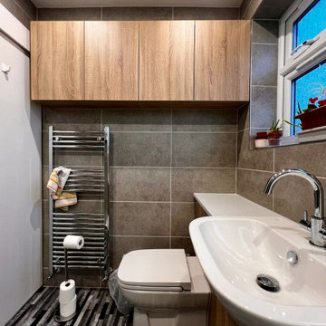 The Anstey Bathroom - RRP £15,000 - Luxe Price £12,500