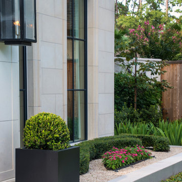 Landscape and negative edge pool