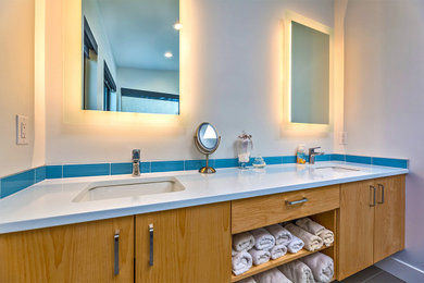 Inspiration for a mid-century modern bathroom remodel in Seattle