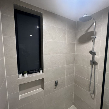 Modern Sandy Bathroom