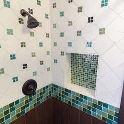 Dynasty, Cayhill, Cherry, Riverbed - Showerheads And Body Sprays