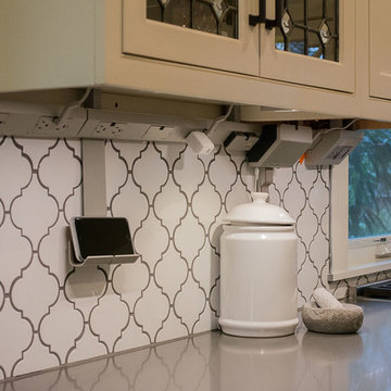 Traditional Inset SE Portland Kitchen