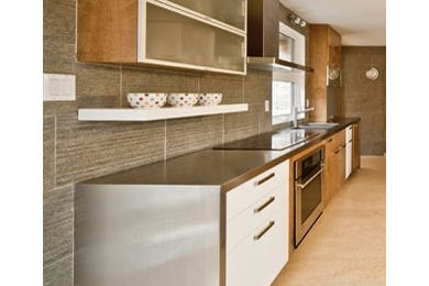 Urban kitchen photo in Ottawa