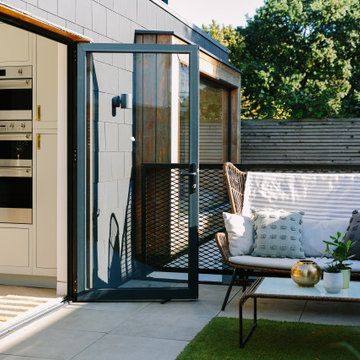 City courtyard garden with artificial grass