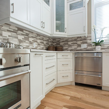 Inverary White Transitional Lakehouse