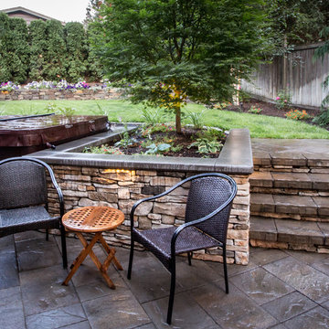 Intimate Outdoor Dining