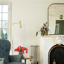 02403 living room