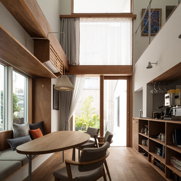 桜韻居 ―桜庭が時を結ぶ家―