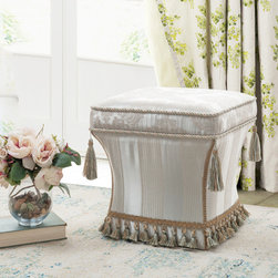 Savannah Ottoman, Gray - Products