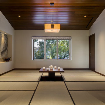 Rolling Hills Residence