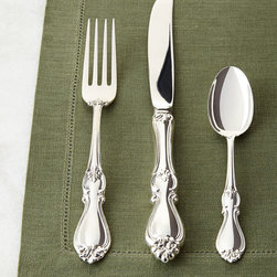 Holiday Entertaining - Flatware And Silverware Sets