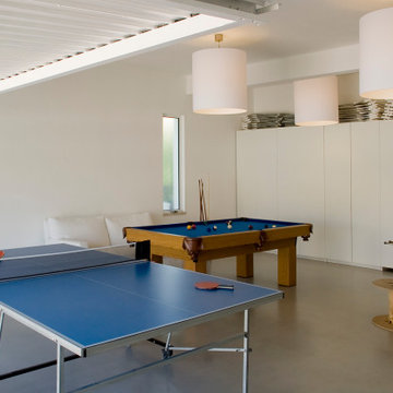 Games Room with Foosball and Table Tennis