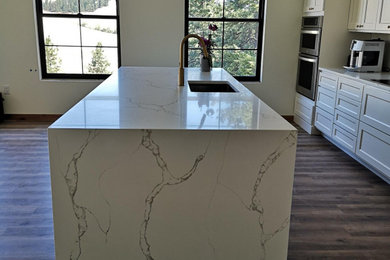 Kitchen - kitchen idea in Seattle