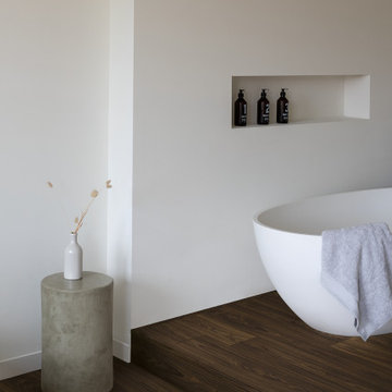 Classic Plus Laminate Flooring in Mocha Brown Oak