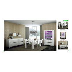 Traditional Dining Sets - Products