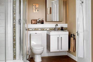 Inspiration for a modern bathroom remodel in New York
