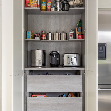 MeThD Custom Range Kitchen